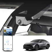 Car rearview mirror built-in dash cam with smartphone app control, 4K Ultra HD recording, GPS tracking, and Toyota Crown Sedan models in the background.